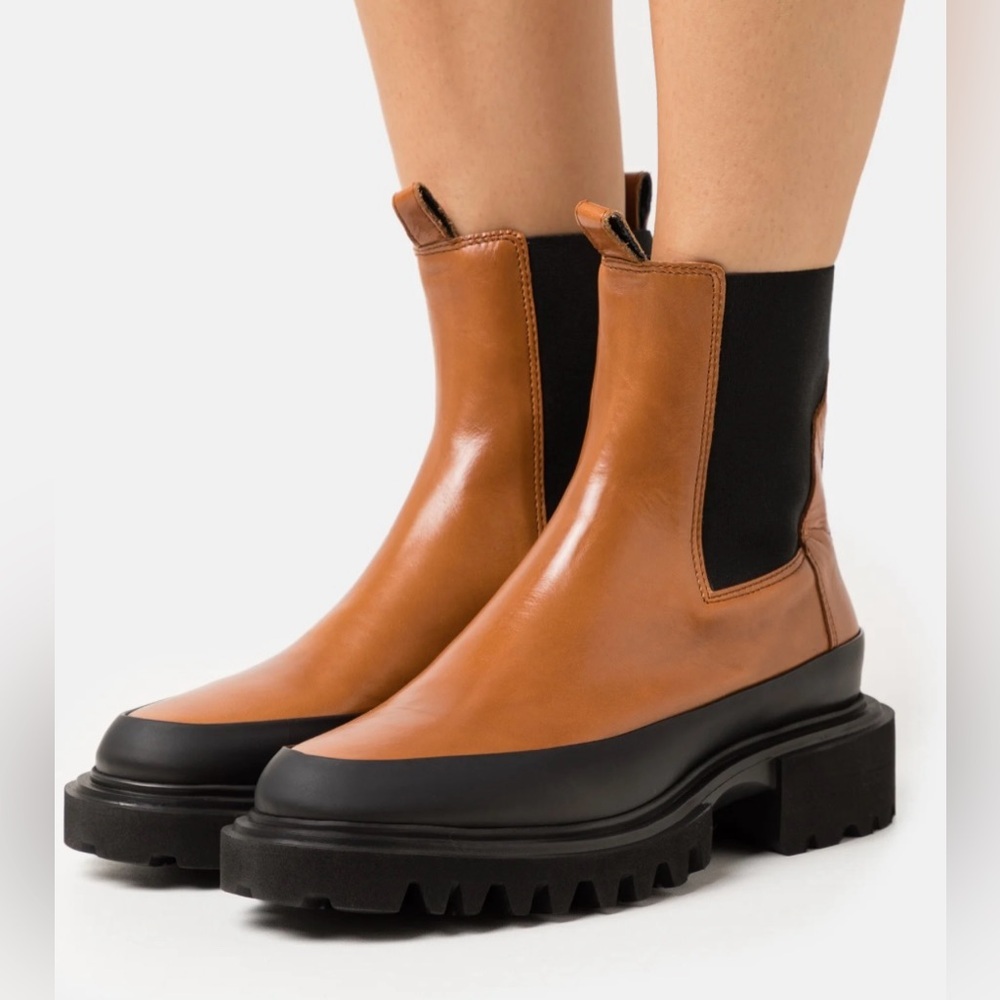 ALLSAINTS HARLEE Chelsea Tan Leather Lug Sole Chunky Boots  Euro 38/7 NWOB